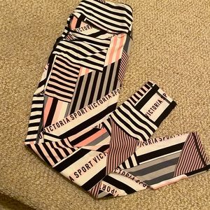 VICTORIA SPORT Like new. SIZE SMALL